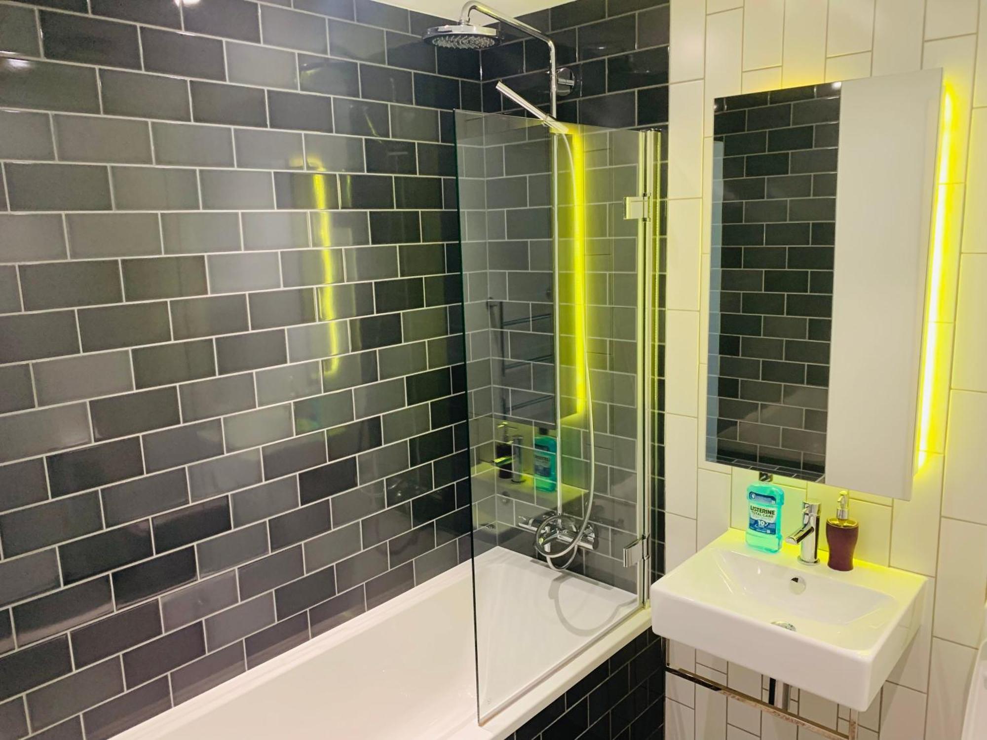 Lush Living - Double Room With Private Bathroom London Eksteriør bilde